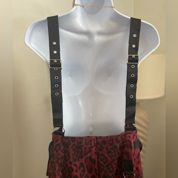 Women’s 36 Point 5 Red and Black Coveralls - Picture 6 of 12